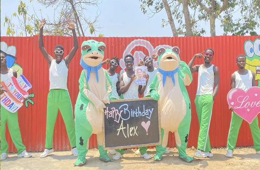 Greeting Video from Africa - Green Frog